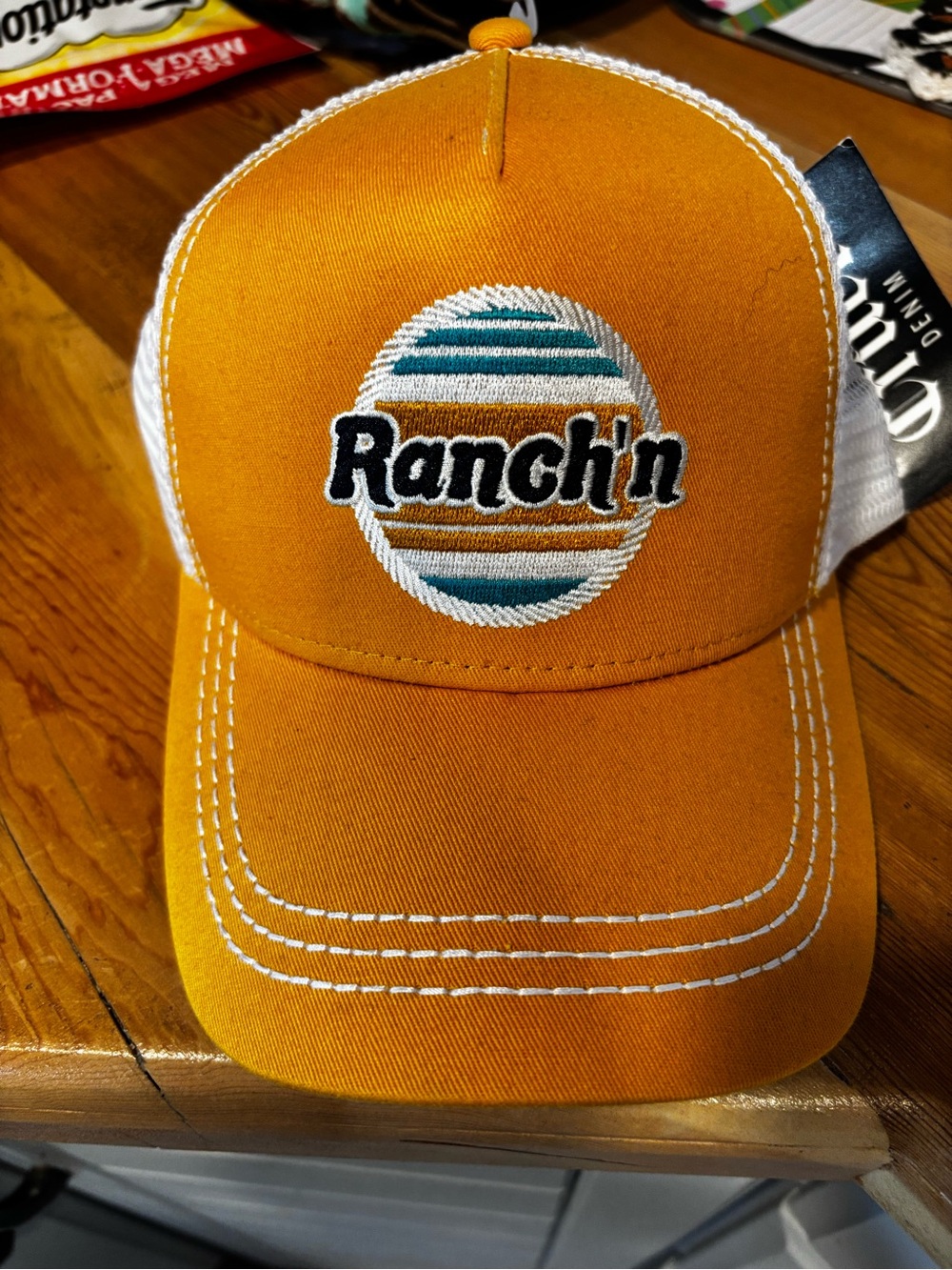 NWT Cruel hat